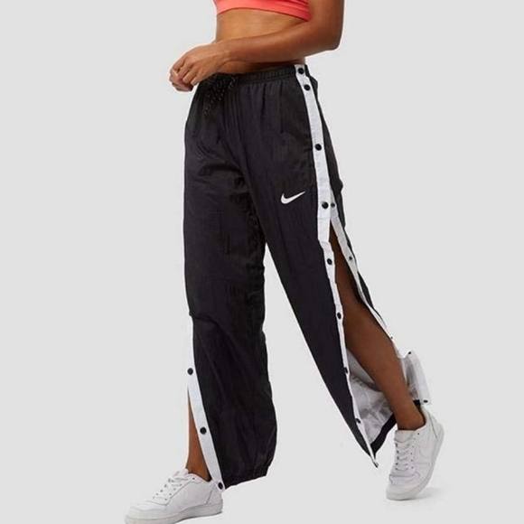 Nike Pants - NWT size S Nike windpants